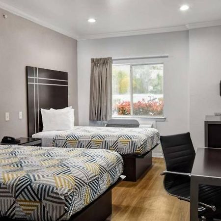 Motel 6 Humble, Tx - Houston International Airport Екстериор снимка
