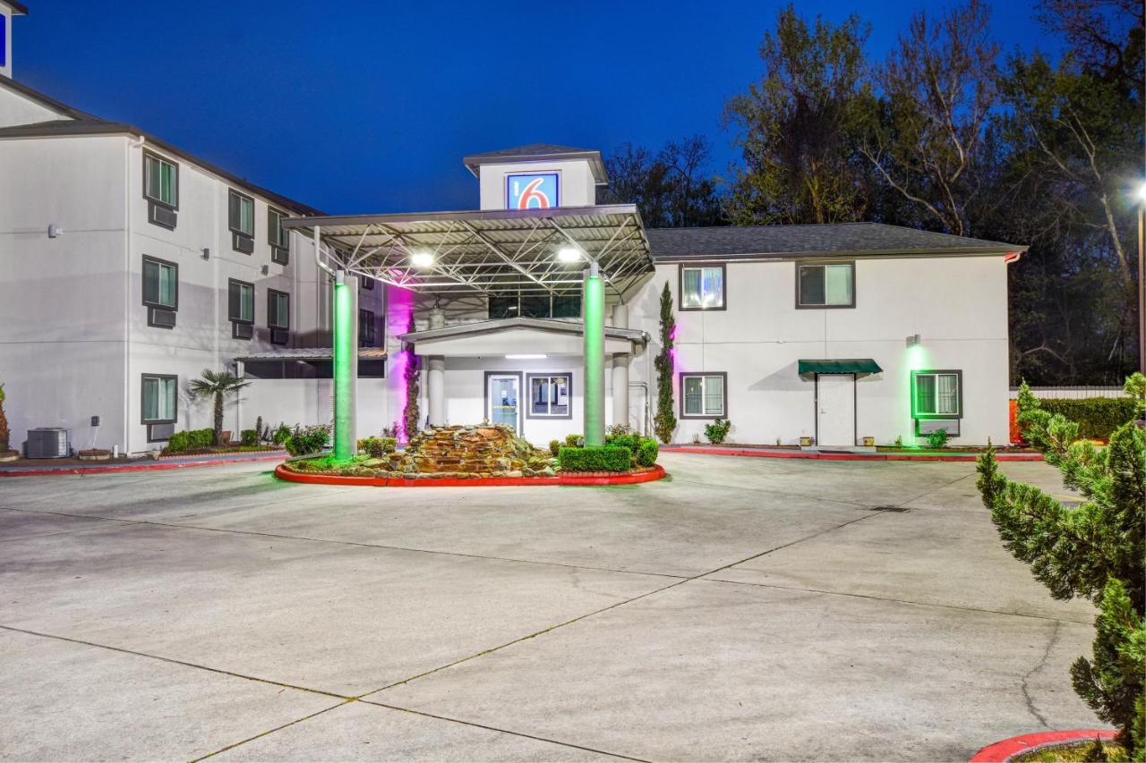 Motel 6 Humble, Tx - Houston International Airport Екстериор снимка