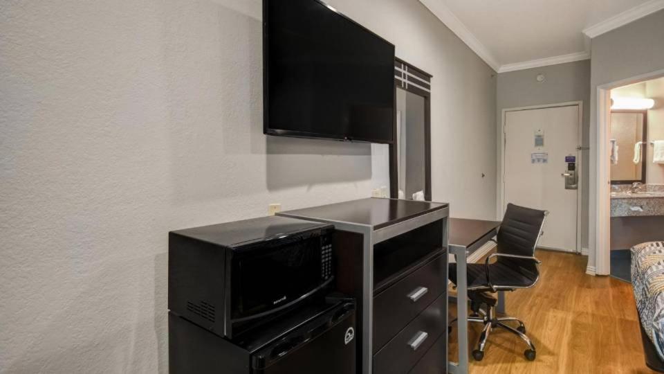 Motel 6 Humble, Tx - Houston International Airport Екстериор снимка