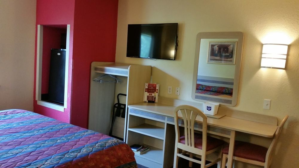 Motel 6 Humble, Tx - Houston International Airport Екстериор снимка